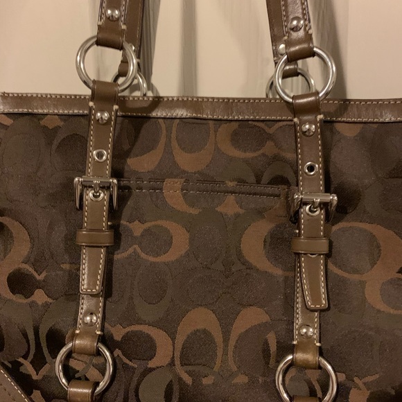 Coach purse for women’s - Picture 3 of 9